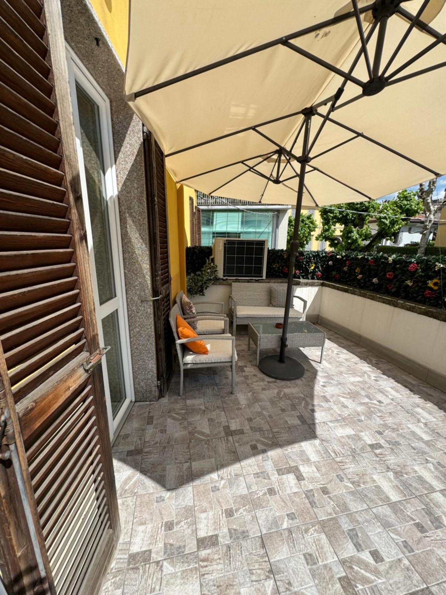 Hotel Casa L'Aquila Côme Esterno foto